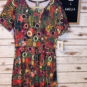 Lularoe Amelia, Large